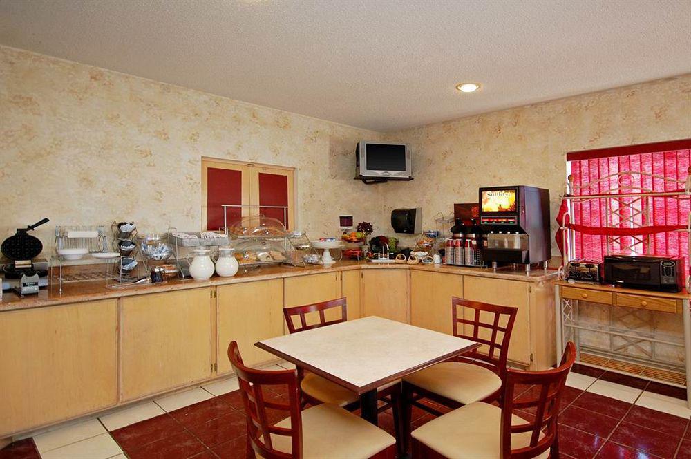 Quality Suites Abilene Restaurang bild